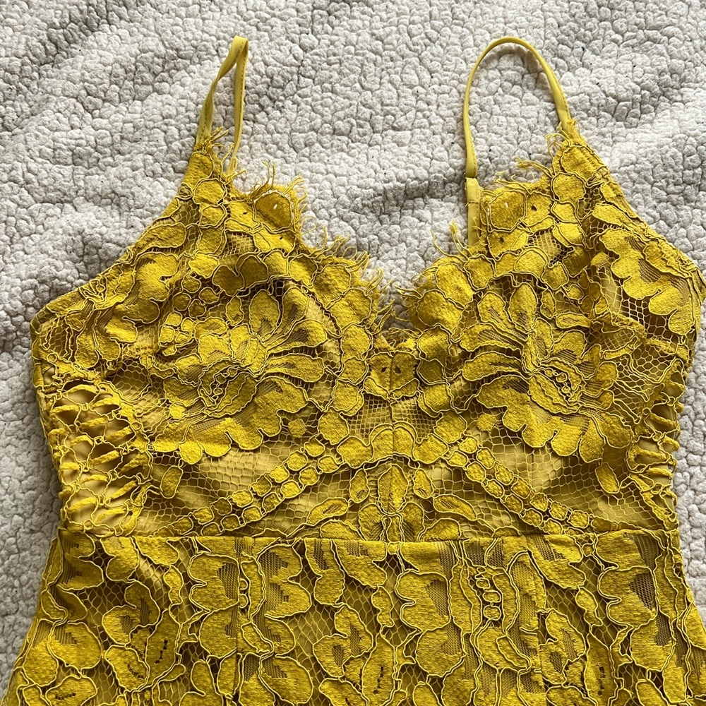 Mustard/yellow dress